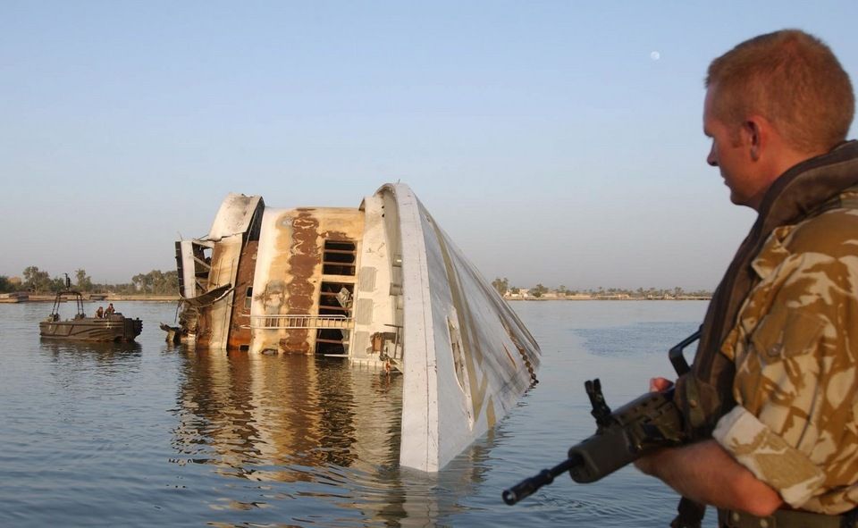 Al-Mansur: Saddam Hussein's once luxurious yacht now an attraction and fisherman's hangout-5
