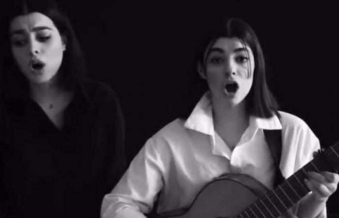 Two Iranian sisters sing ‘Bella Ciao’, the global anthem of resistance