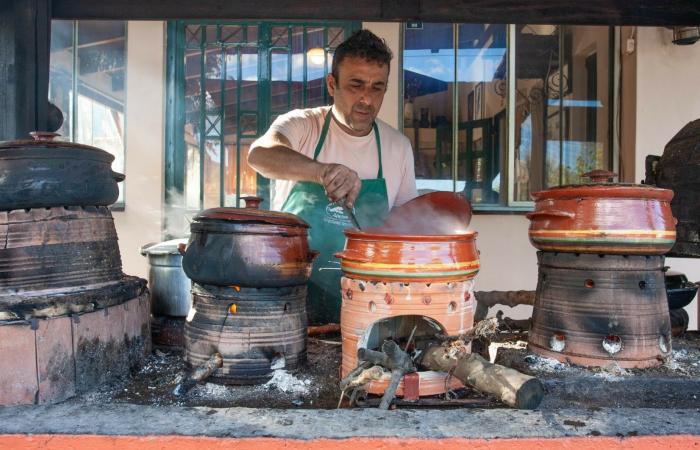 This is the most authentic dining experience in Greece: The tavern that the major foreign media extol | News about the Economy