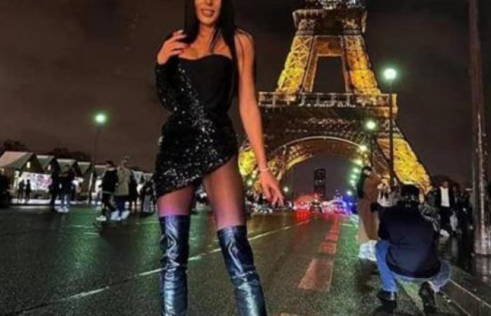 Ukraine: Outrage over military envoy’s sexy poses in wartime Paris