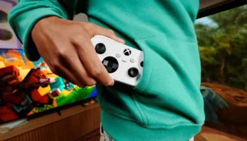 Η Microsoft παρουσιάζει τον νέο φορητό Xbox Nano Controller