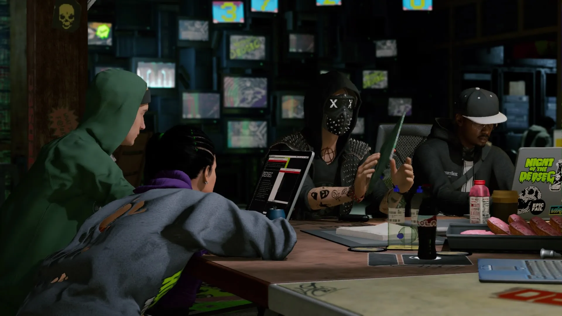 The crew working at the base in Watch Dogs 2