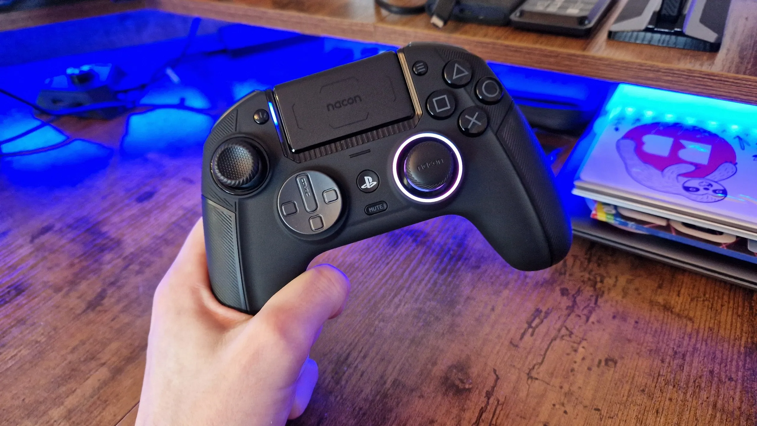 Nacon Revolution 5 Pro in the reviewer's hand